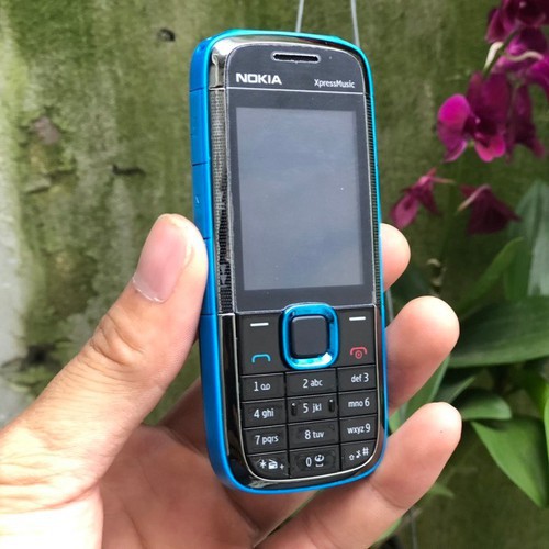 Điện Thoại Nokia 5130 main zin , giá rẽ , nghe nhạc hay , bảo hành 12 tháng