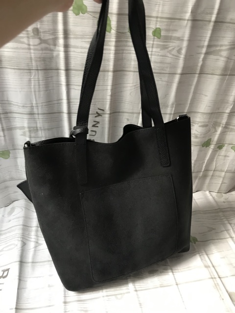 Sale túi đeo vai miếng da thật