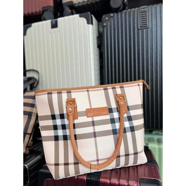 Túi Burberry công sở