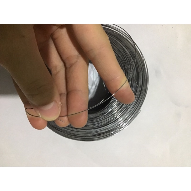 Dây thép mạ kẽm 0,5 li đa năng hàng đẹp