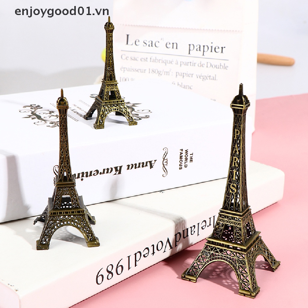 Mô hình tháp Eiffel Paris cổ điển chất liệu kim loại màu đồng trang trí nhà ở