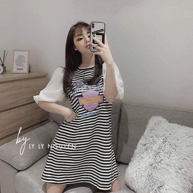 váy thun kẻ tay voan trắng