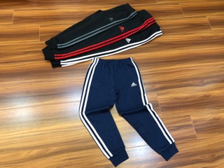 Quần jogger nỉ 3 sọc