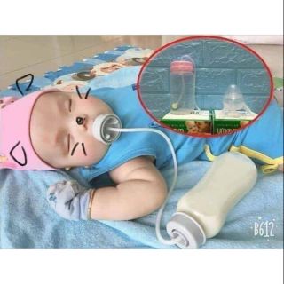 Bình sữa rảnh tay UMOM cho bé