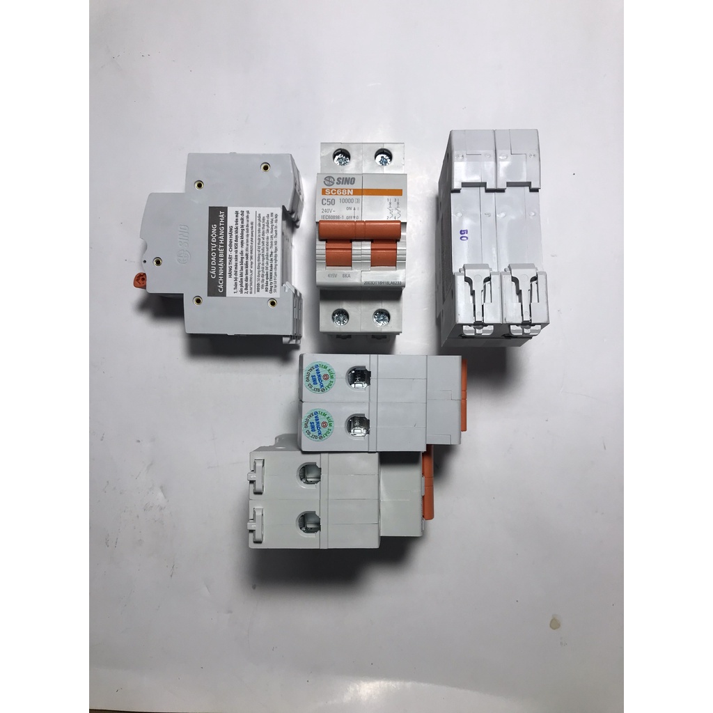 Át 2 cực 10,16,20,25,32,40,50,63A SC68N 6KA Sino