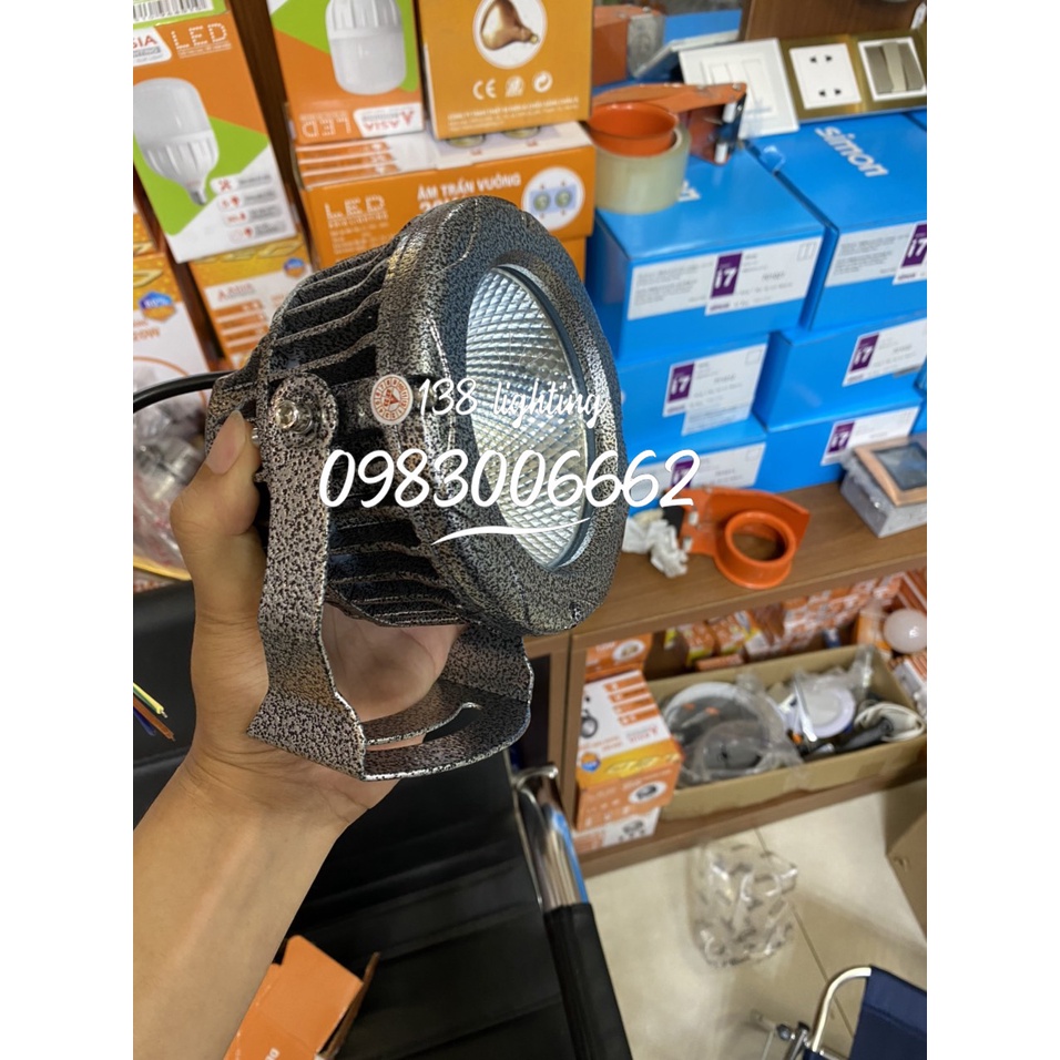 Đèn rọi ngòai trời Asia IP66 rọi cột, chiếu cây siêu rẻ,siêu chất
