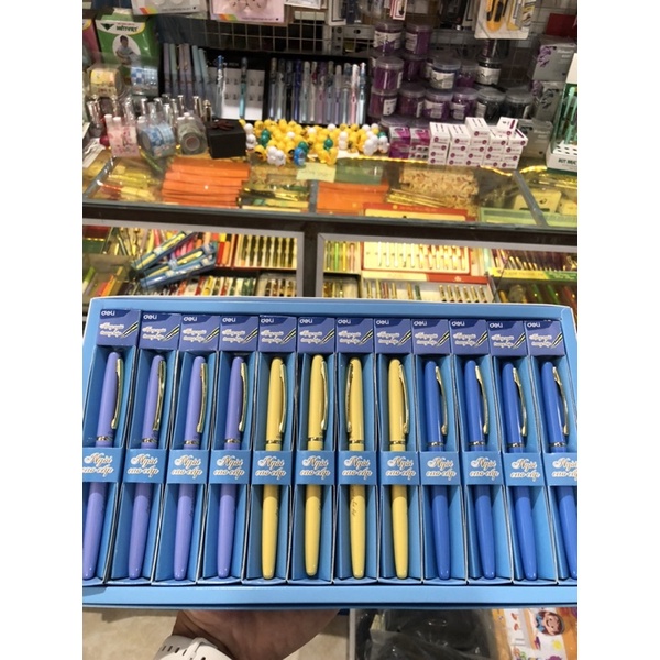 Bút máy luyện viết chữ đẹp DeLi Q898