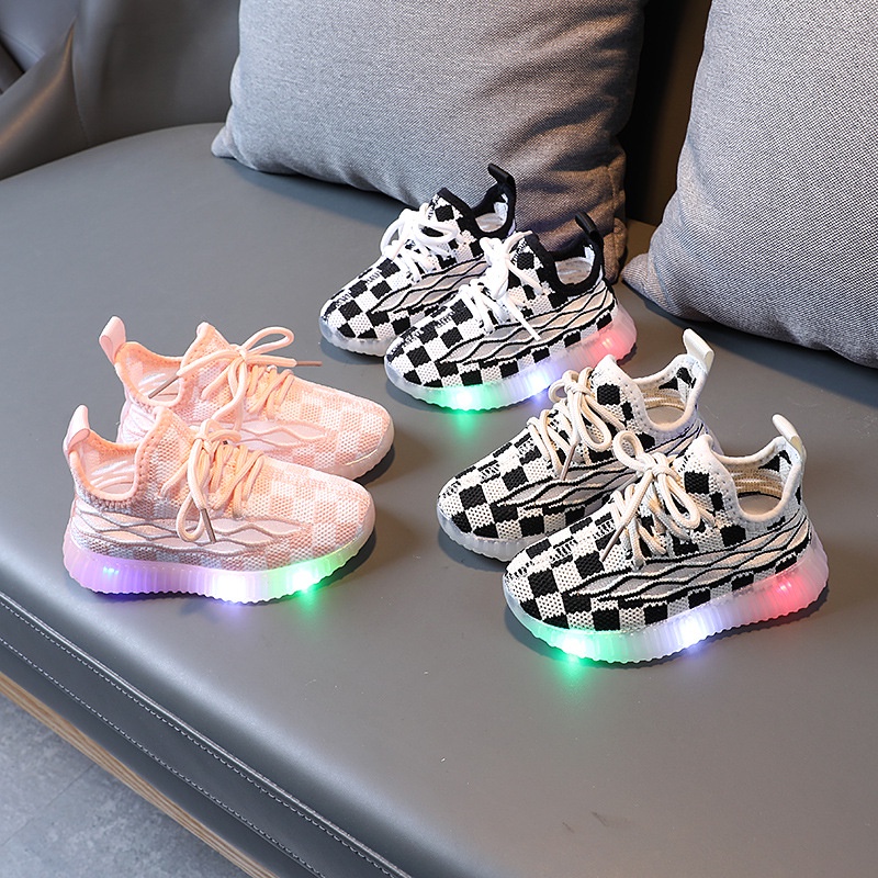 Giày Thể Thao Đế Mềm Siêu Nhẹ Thoáng Khí Có Đèn Led Thời Trang Unisex Cho Trẻ Em