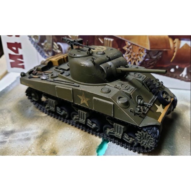 Mô hình lắp ráp xe tăng Hoa Kỳ M4 Sherman 1/35 SCALE U.S. MEDIUM TANK M4 SHERMAN (EARLY PRODUCTION) 35190 TAMIYA