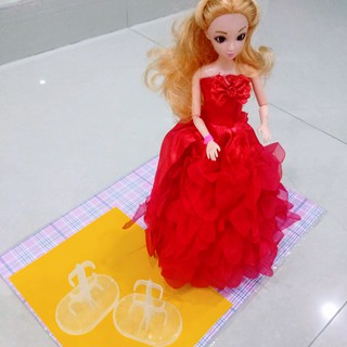 Đế giữ đứng cho búp bê Barbie