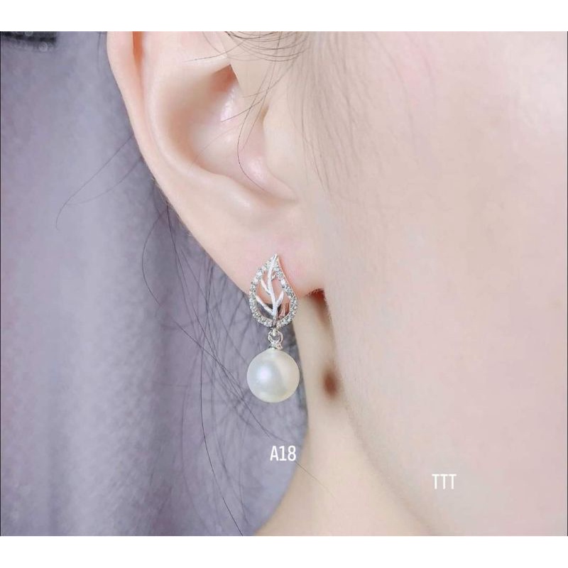 BÔNG TAI BẠC HÌNH LÁ TREO HỘT KIỂU BẤM