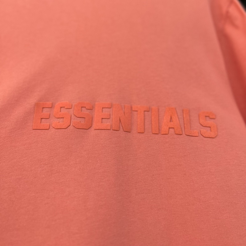 Áo thun Fear Of God FOG Essentials SS22 backdoor, Áo tee FOG Essentials in nhung chất liệu cotton form rộng