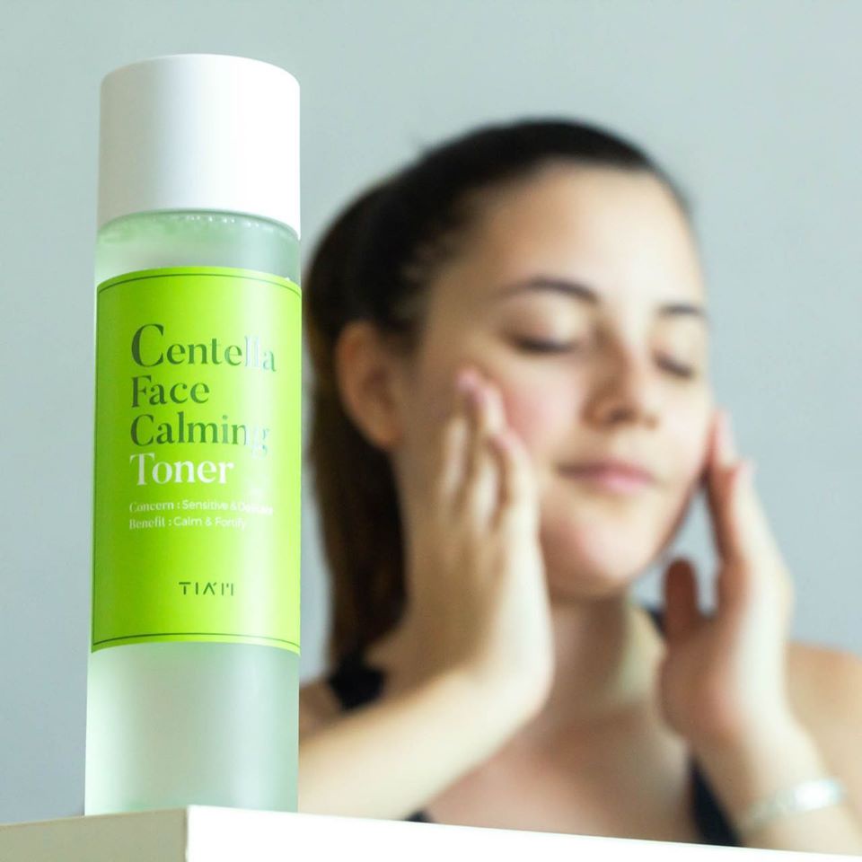 NƯỚC HOA HỒNG LÀM DỊU DA, KHÔNG CỒN CHIẾT XUẤT RAU MÁ TIAM CENTELLA FACE CALMING TONER 180ML CHÍNH HÃNG - 10025