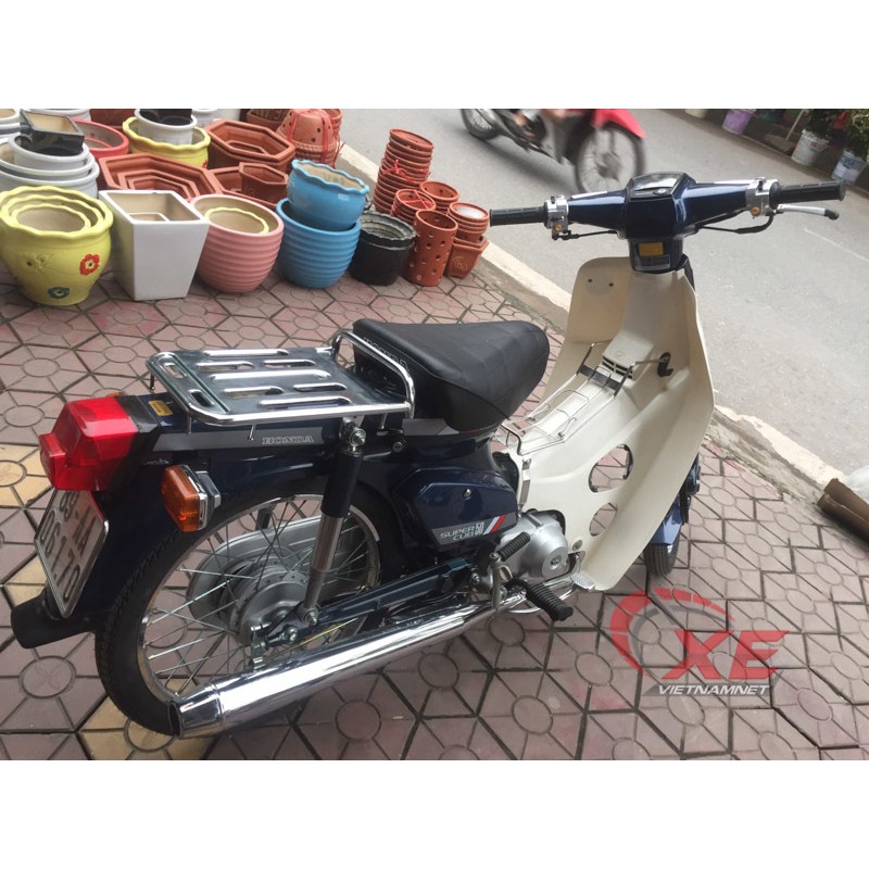 Chụp đèn sau màu trắng xe CUB 82, DD, 92