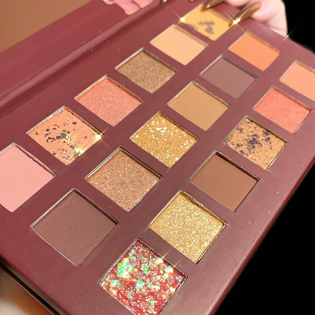 [Hàng mới về] MUGE LEEN® Little Brown Bear 18 Color Matte Glitter Eyeshadow Palette Chống thấm nước và chống mồ hôi