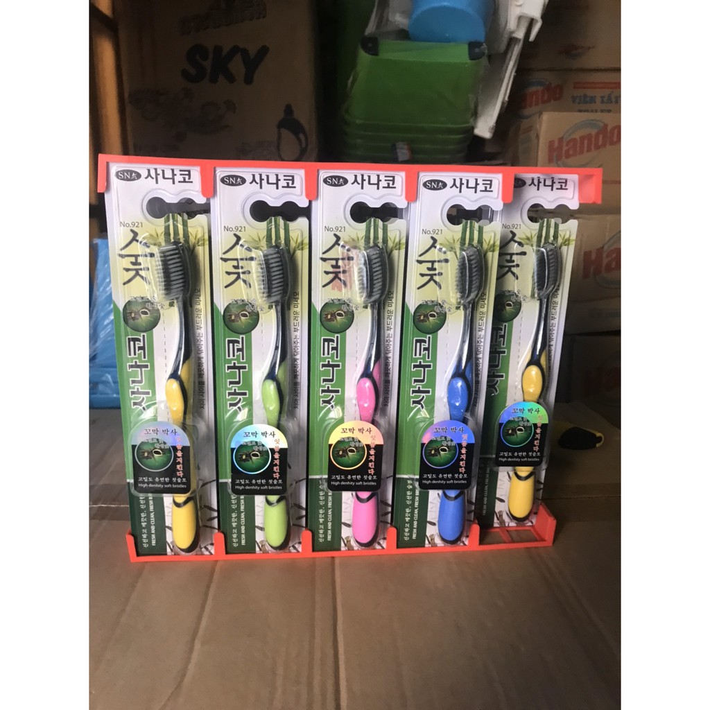 Bàn chải đánh răng than tre hoạt tính Hàn Quốc J-911