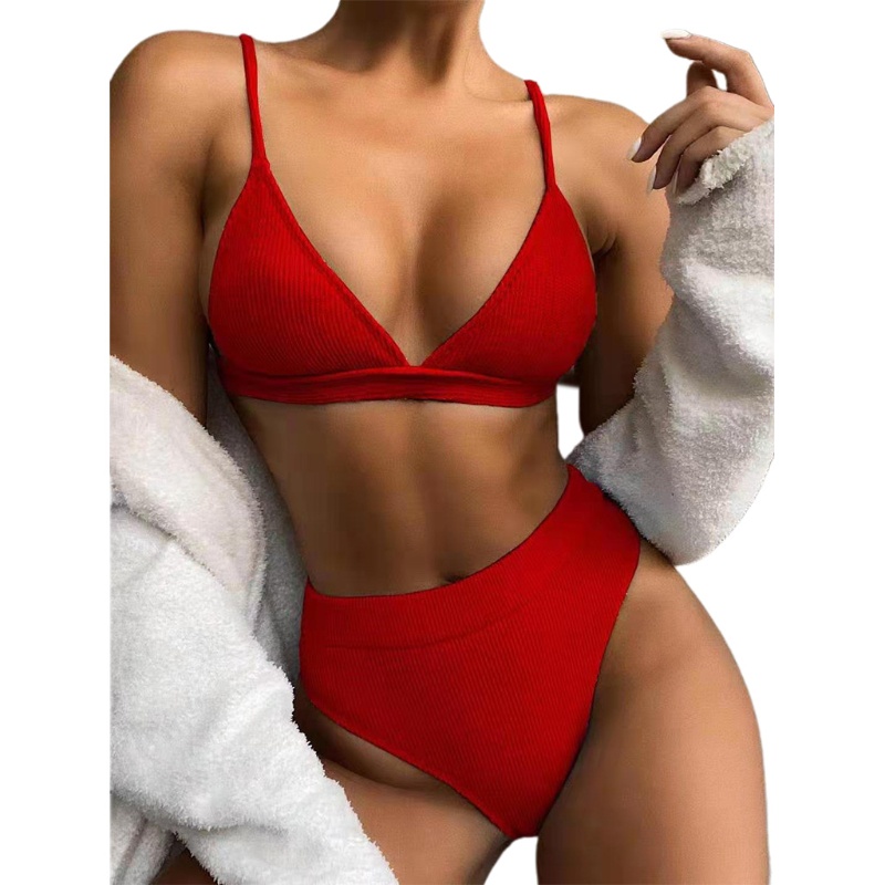 Bộ bikini 2 mảnh màu sắc thời trang nữ tính