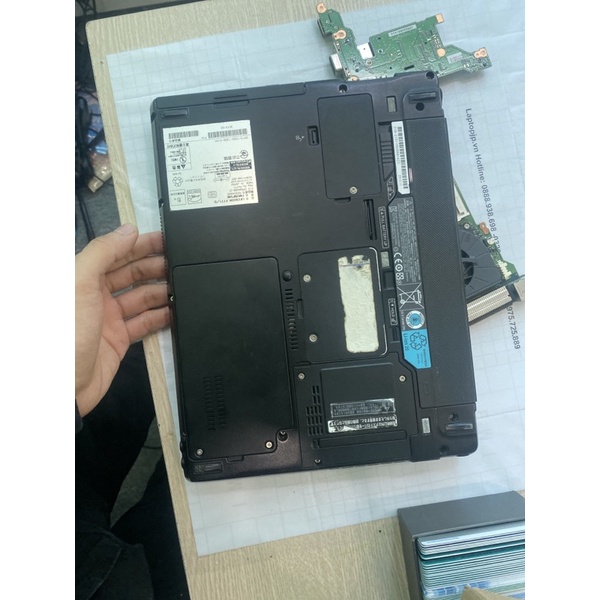 main laptop fujitsu i5 2520m để chế mini pc
