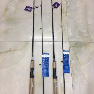 Cần câu lure máy đứng Shakespear 1m98 độ cứng M tặng 1 nhái giả