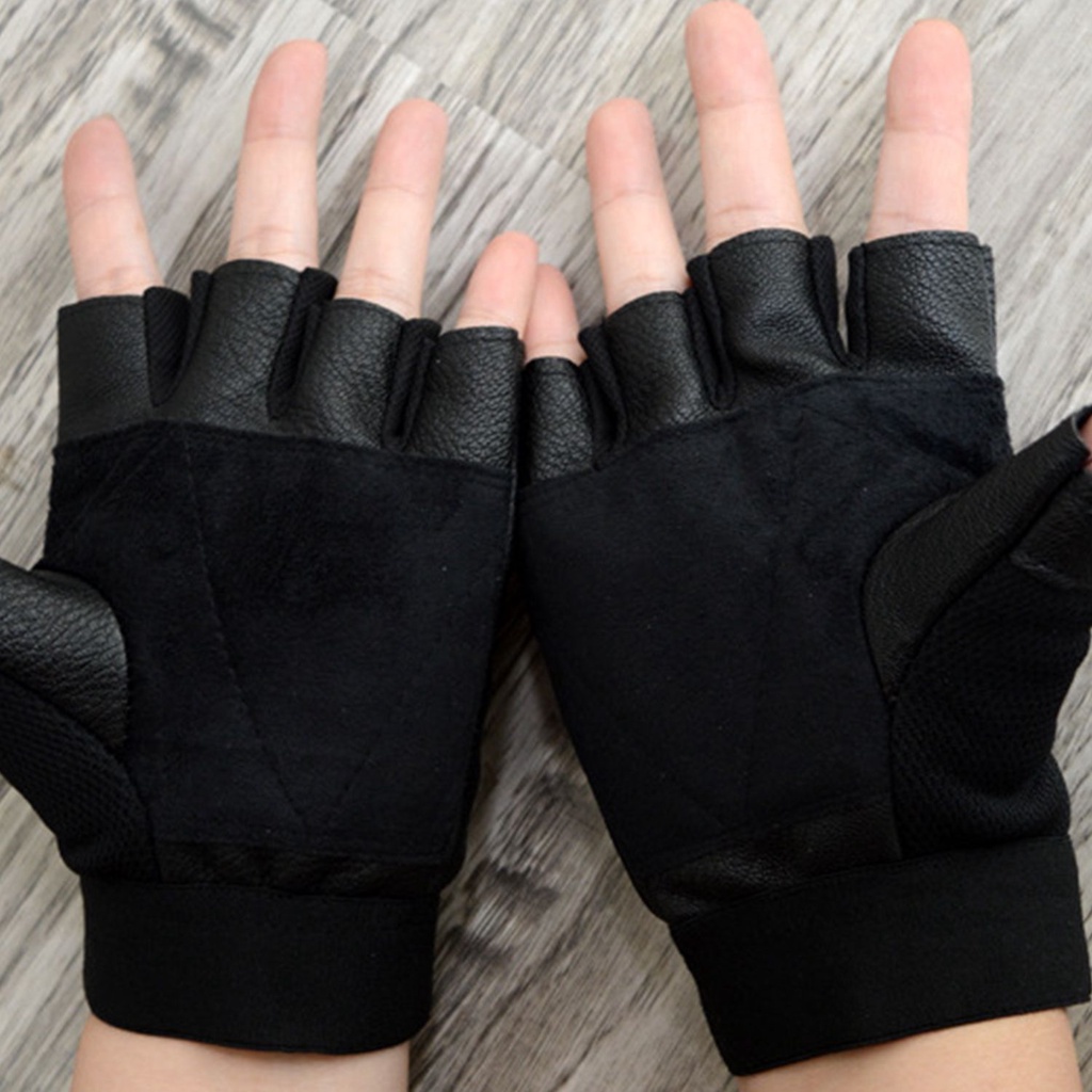 Đôi găng tay da hở ngón đính đinh tán cá tính thời trang