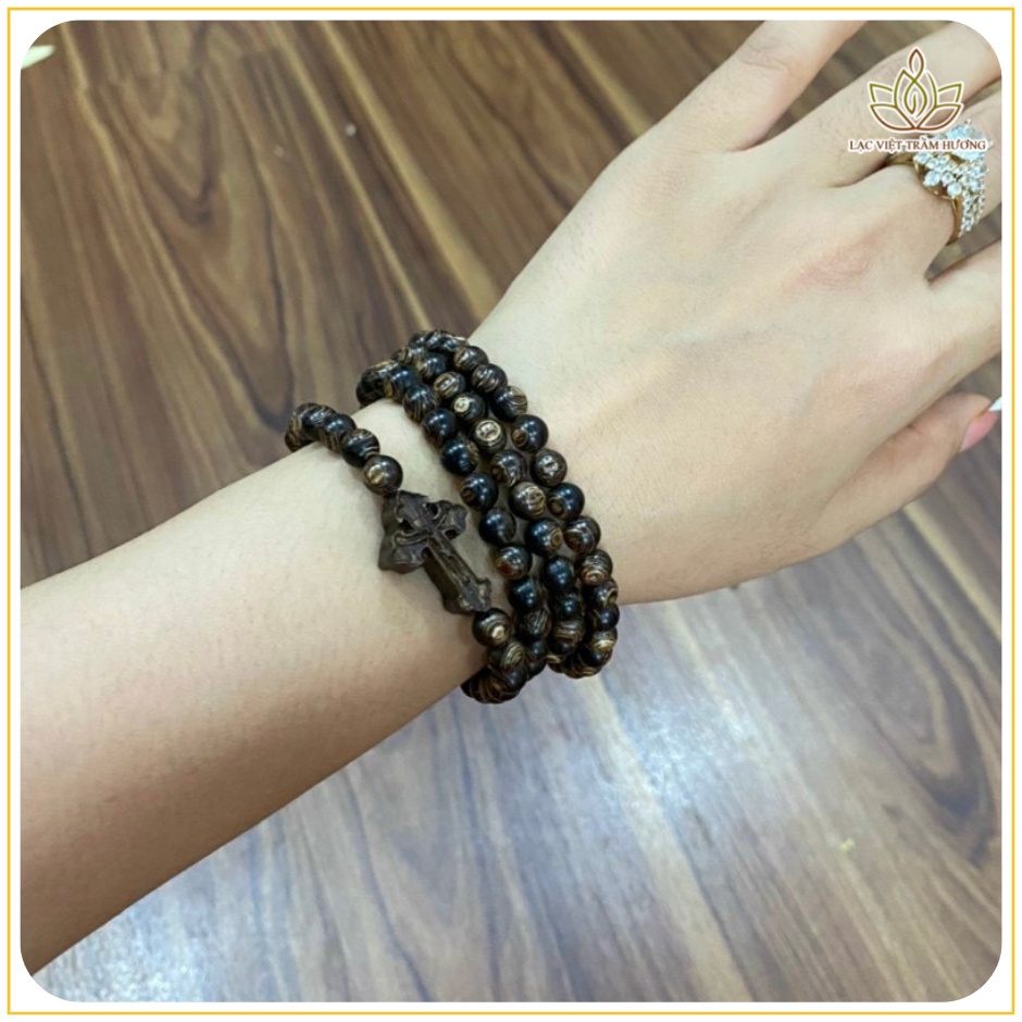 Vòng Tay Trầm Hương 108 Hạt Mix Thánh Giá Thiên Chúa Trầm Sánh Chìm Tự Nhiên Cao Cấp - Lạc Việt Trầm Hương