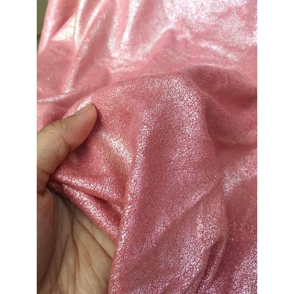 vải thun mỏng phun nhũ ánh hồng