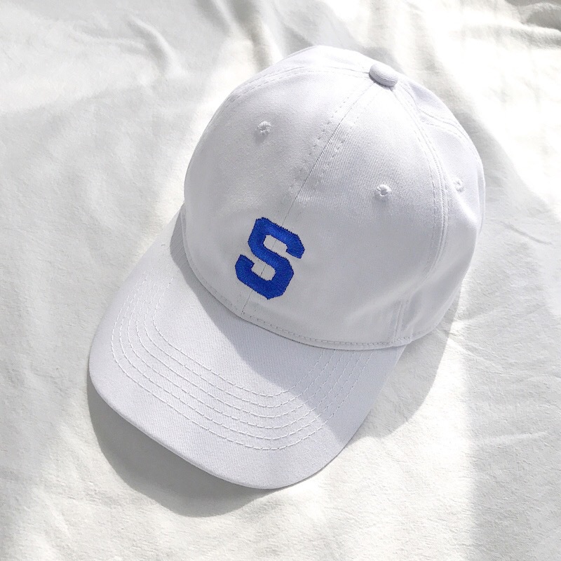 Mũ Lưỡi Trai Màu Trắng Đen Thêu Chữ Thời Trang Hàn Quốc