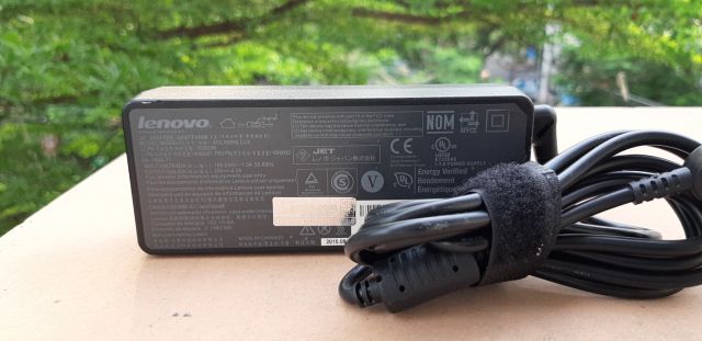 Sạc Lenovo 170w hàng theo máy, không bán hàng nhái
