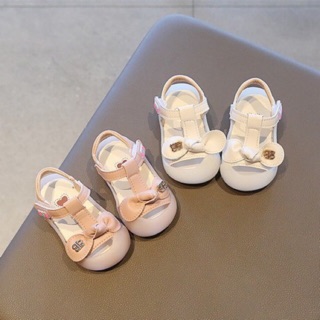 Giày sandal bé gái