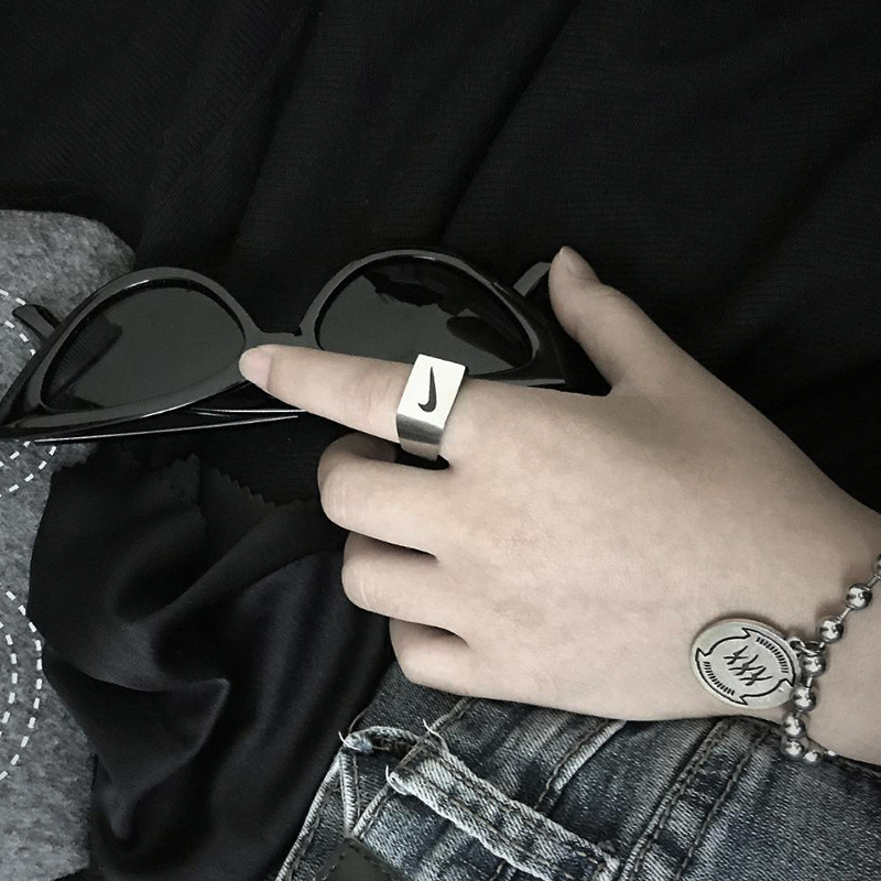 Nhẫn Đeo Tay Phong Cách Hip Hop Cho Cặp Đôi