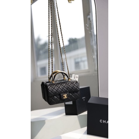 Túi xách nữ C.N Classic quai kim loại khắc logo sz22cm da lambskin lót da kèm code chip fullbox nam châm nguyên seal