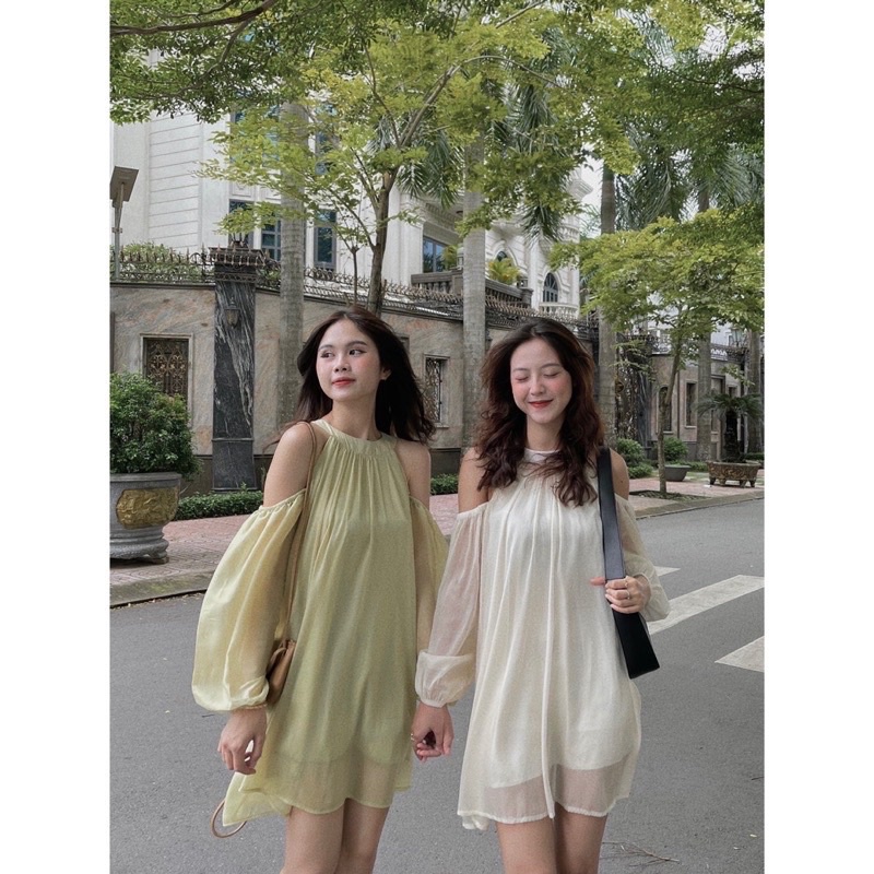Đầm Tơ Khoét Vai Cổ Yếm Tay Dài Siêu Xinh Hàng Chuẩn Đẹp
