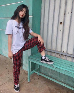 quần caro sọc đỏ đen