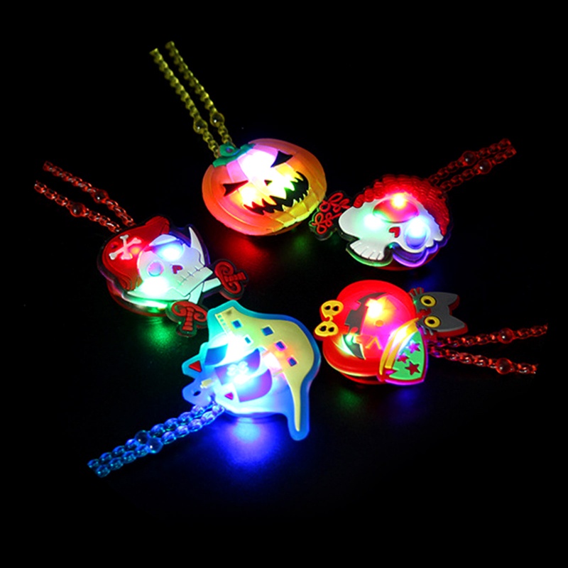 Vòng cổ Hình Bí Ngô Có Đèn Phát Sáng Dành Cho Trẻ Em
