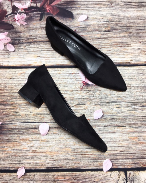 Charles and Keith 3cm lưỡi gà mũi nhọn