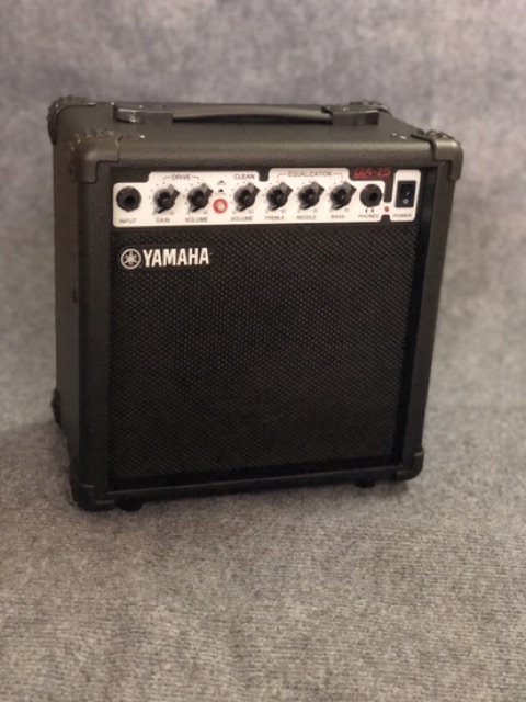 Ampli Yamaha GA-15