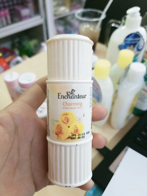 Phấn Thơm Cao Cấp Enchanteur Charming 50g