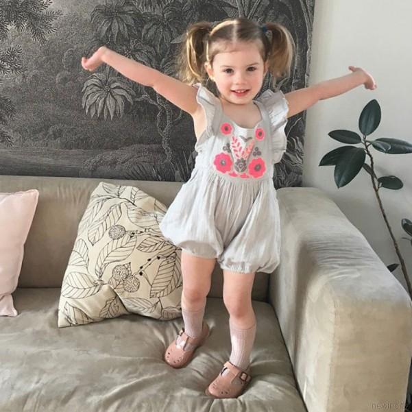 Jumpsuit ngắn tay thêu họa tiết dễ thương cho bé gái