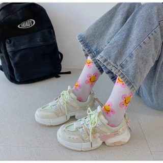 Giày sneaker hoa anh đào sakura.