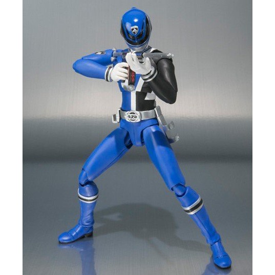 Mô hình nhân vật SHF Super Sentai Deka Blue Bandai