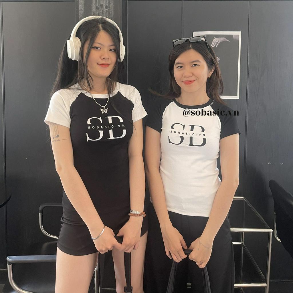 Áo thun babytee cổ tròn nữ thêu chữ Sobasic thiết kế tay áo raglan phối màu đơn giản cá tính ôm body