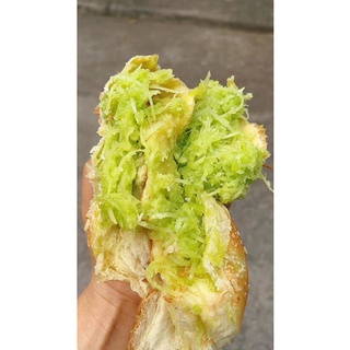 Bánh mì cốm dừa