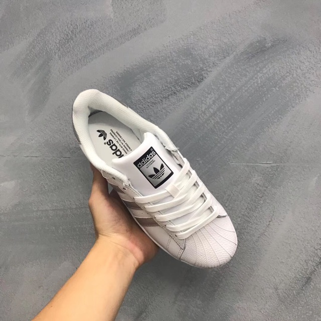 SuperStar màu Bạc hàng về full size dành cho nam và nữ