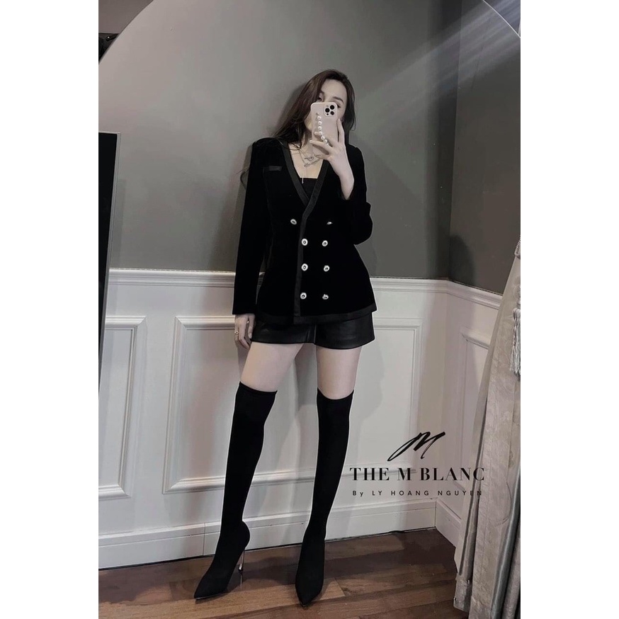 Áo vest nhung viền lụa đính khuy | BigBuy360 - bigbuy360.vn