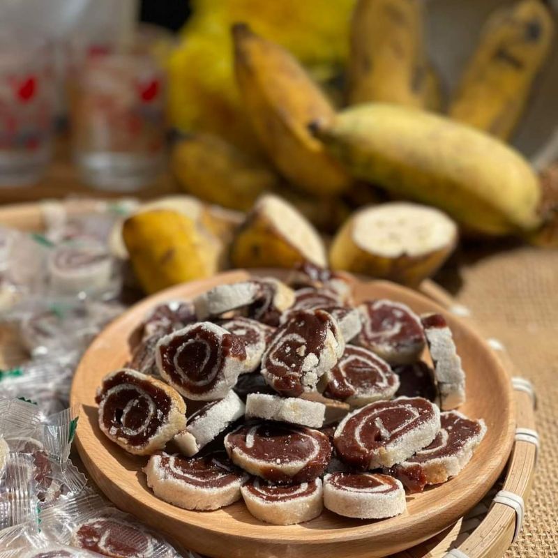 KẸO CHUỐI TƯƠI CUỘN BÁNH PHỒNG