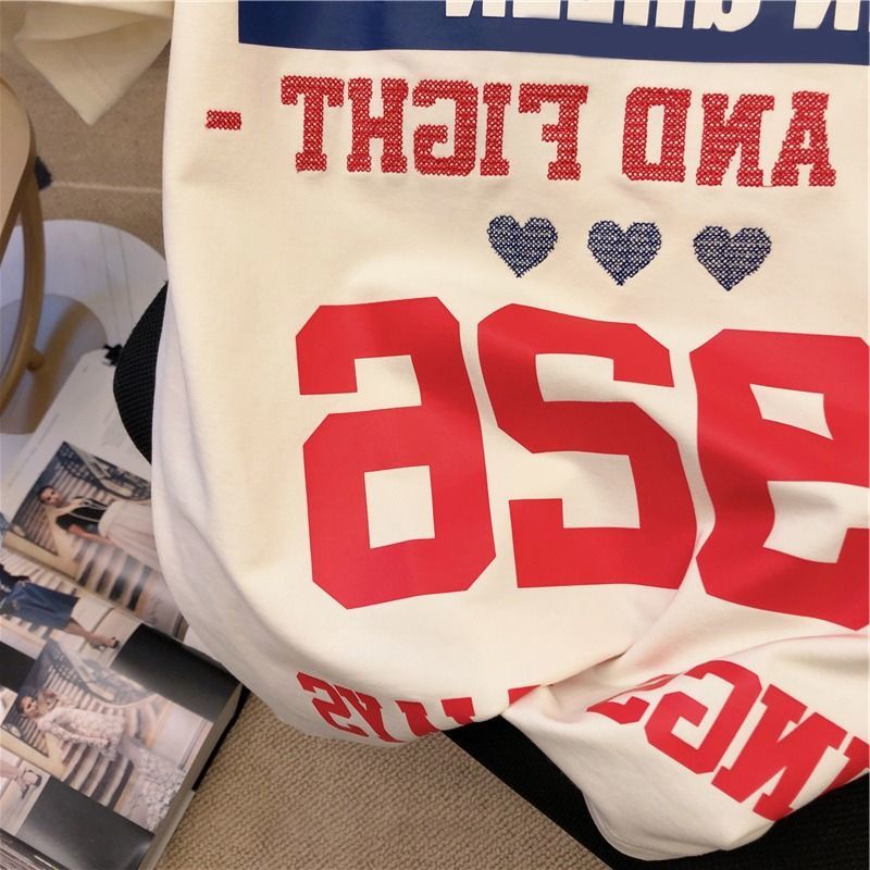 Áo Thun Tay Ngắn Dáng Rộng In Chữ Và Hình Trái Tim Thiết Kế Mới Thời Trang Theo Phong Cách retro Cho Nữ