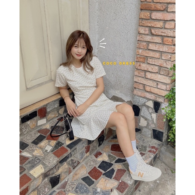 Đầm linen hoa nhí cut eo coco - dress