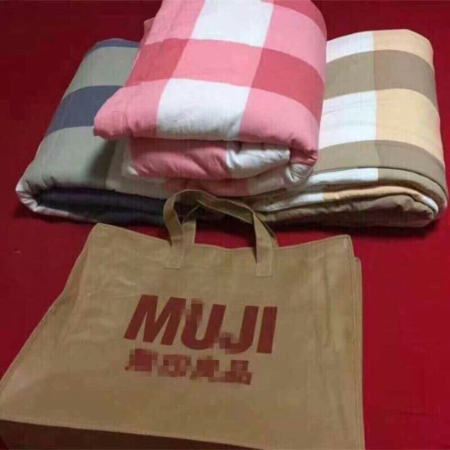 Chăn đũi kẻ Muji