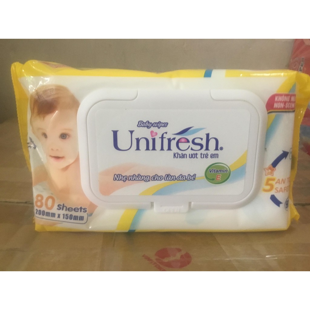 Khăn ướt Unifresh cao cấp (80 tờ/gói)