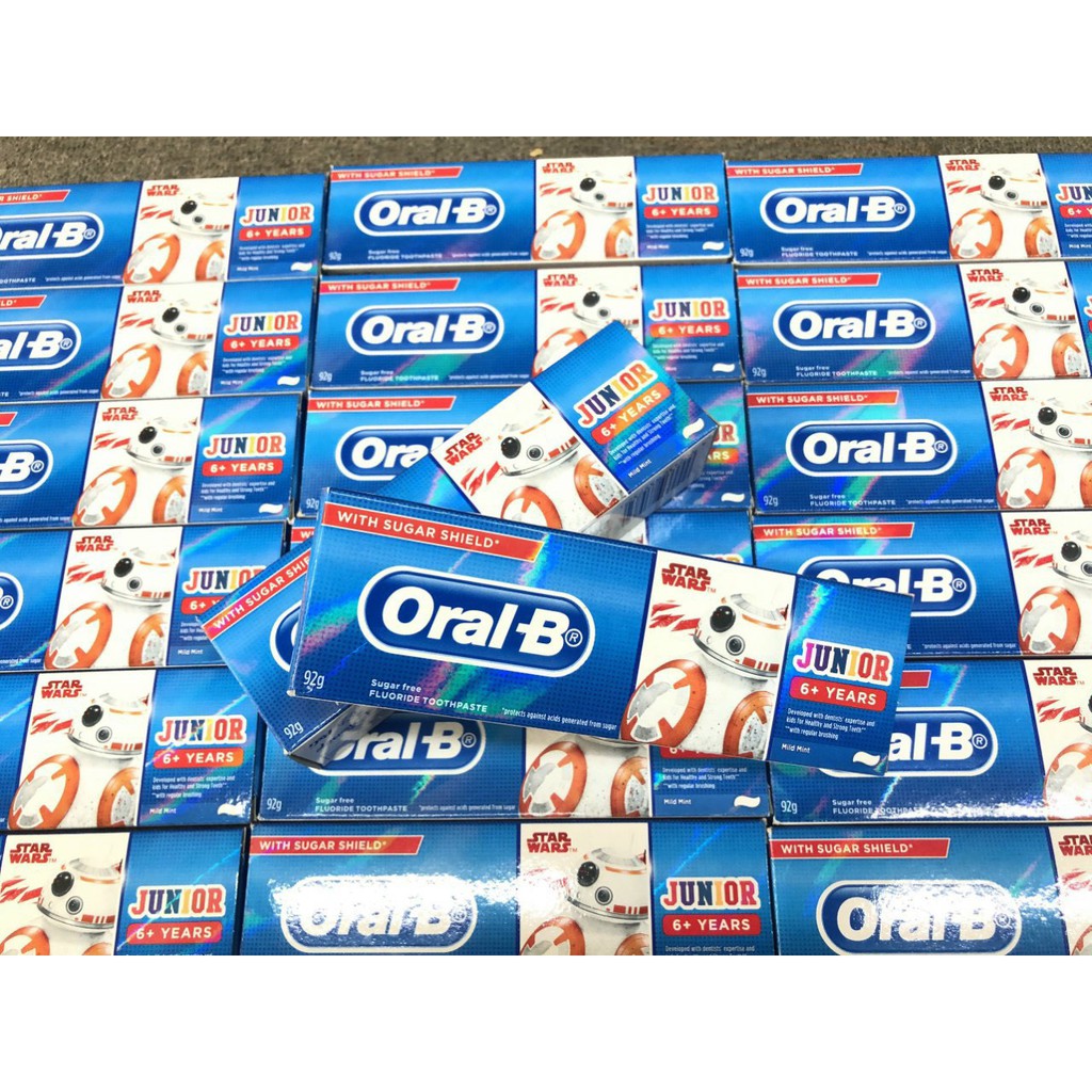 Kem đánh răng cho trẻ trên 6 tuổi Oral B Junior Toothpaste 6+ Years Star War 75g
